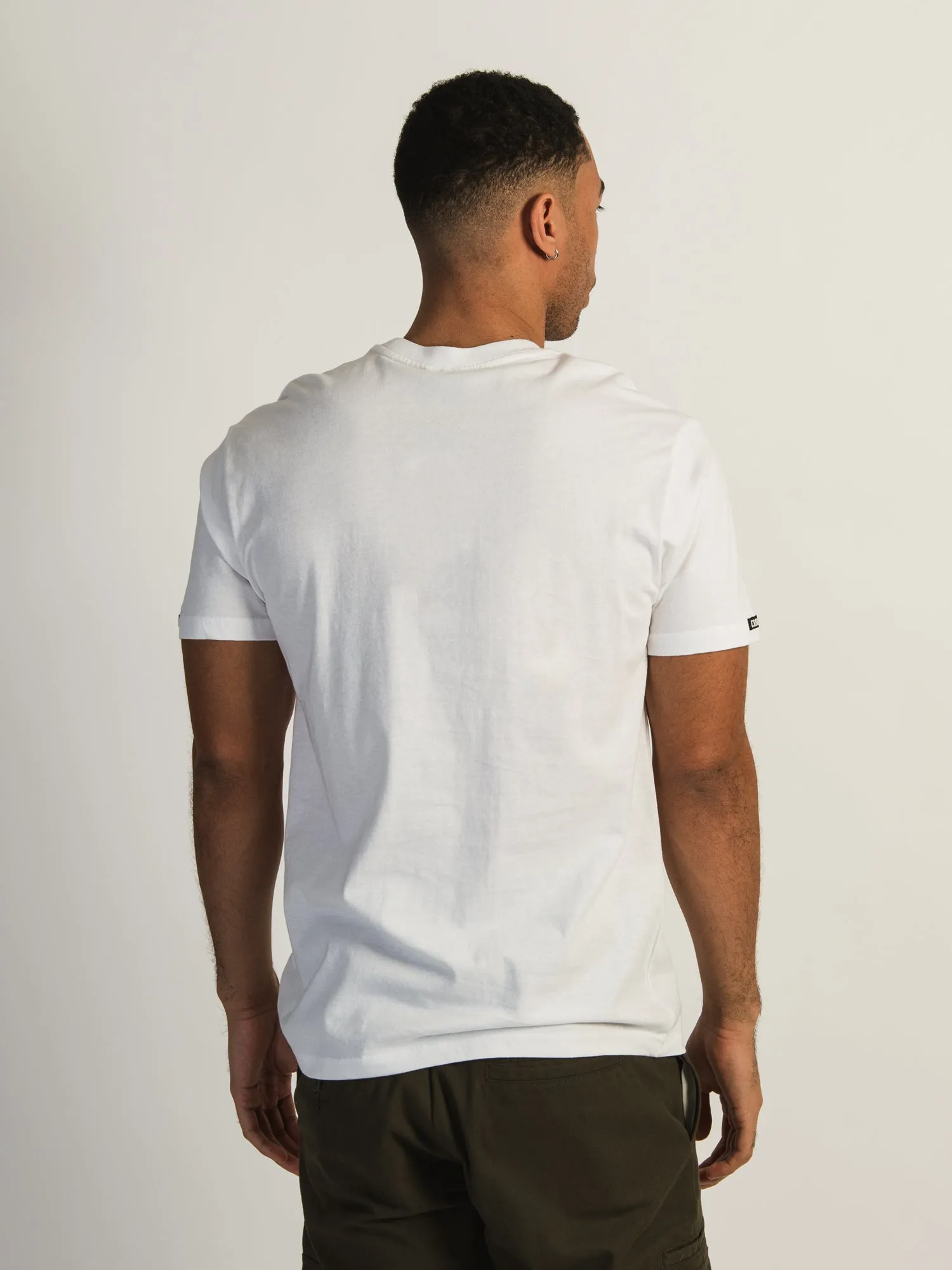 CROOKS & CASTLES EMROIDERED T-SHIRT