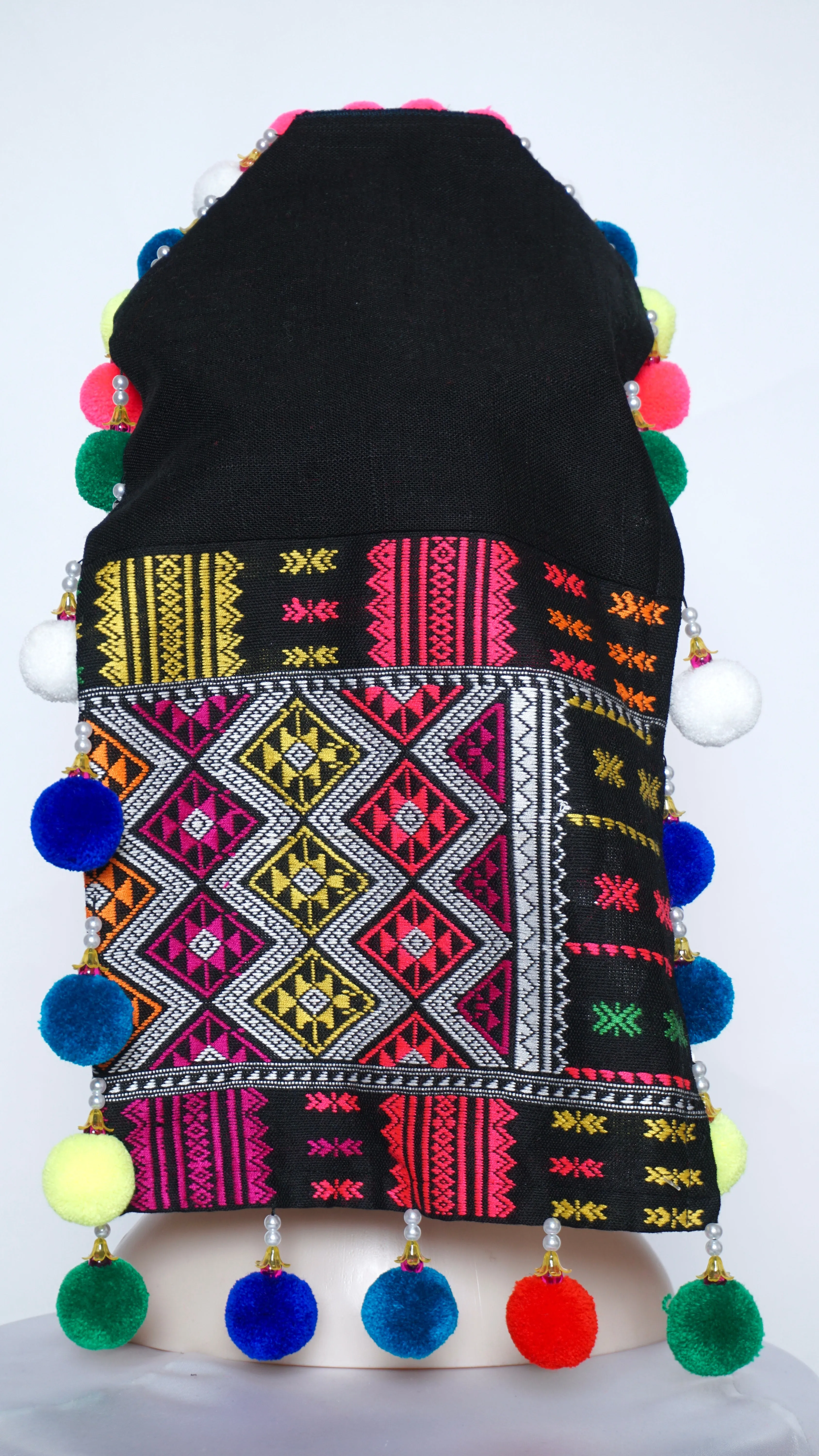 *Hmong Txaij Hat (22"-23")