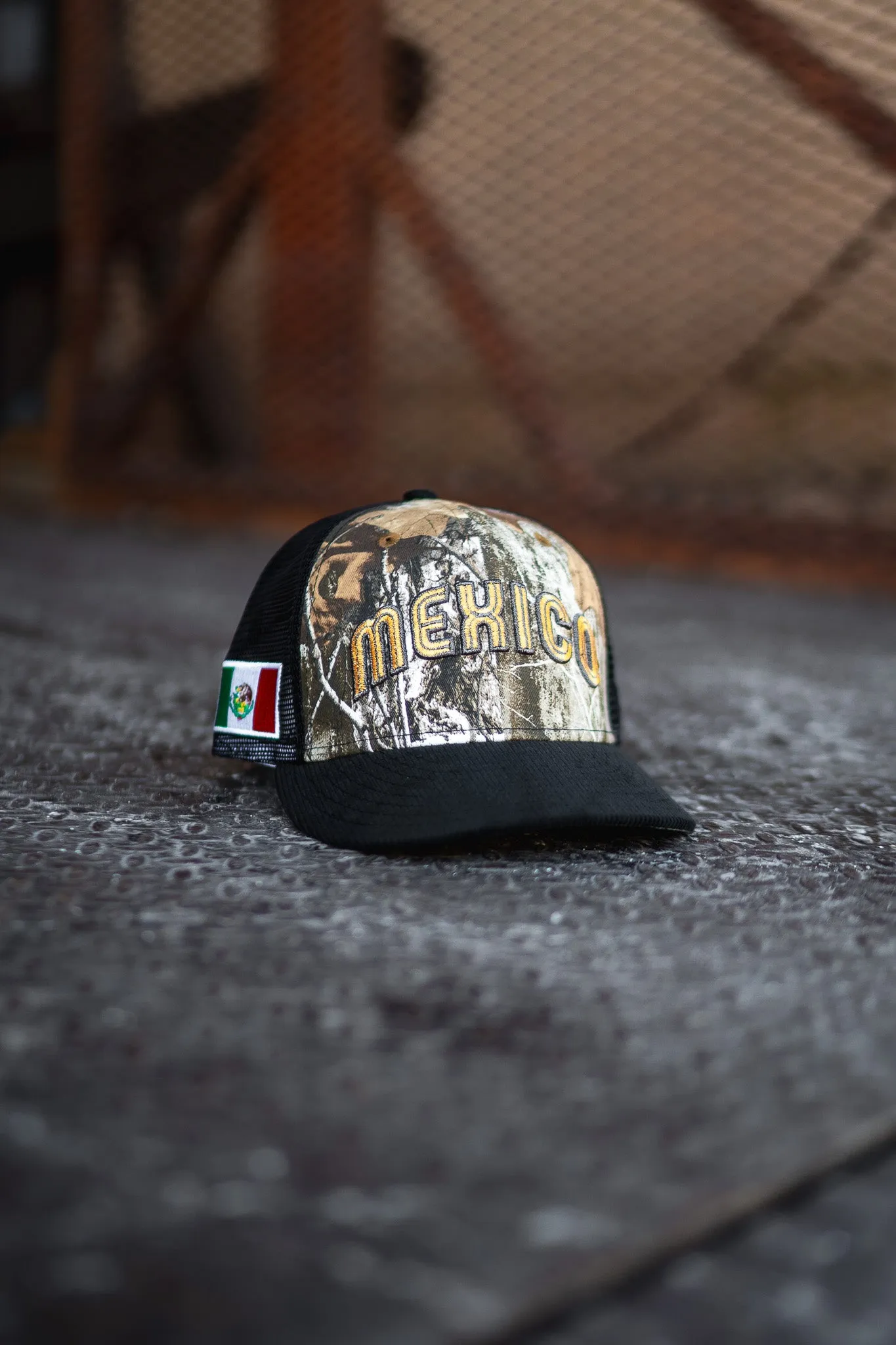 New Era Mexico World Baseball Classic Grey UV Trucker (Black Trucker/Black Corduroy)