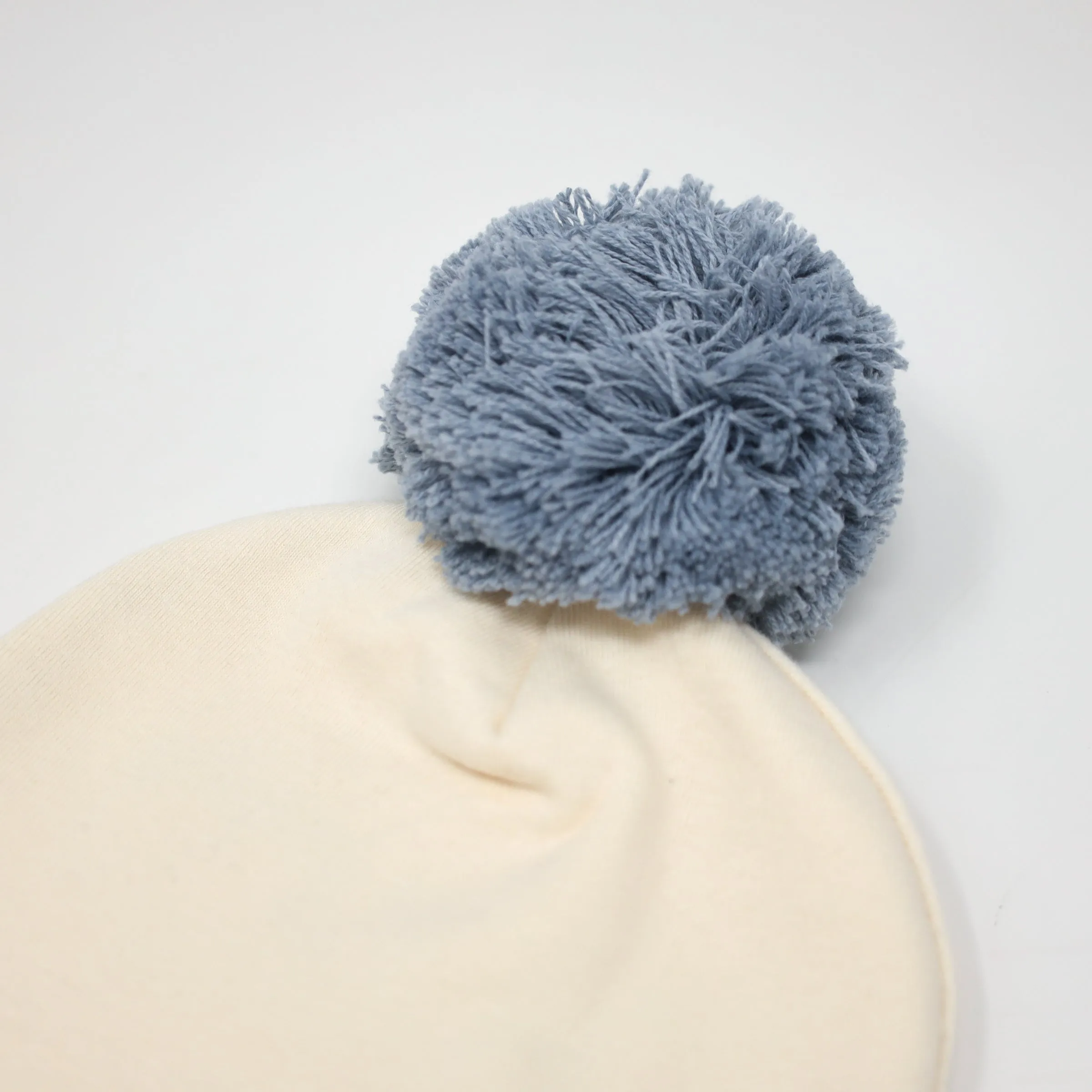 oh baby! Fog Yarn Pom Hat - Vanilla