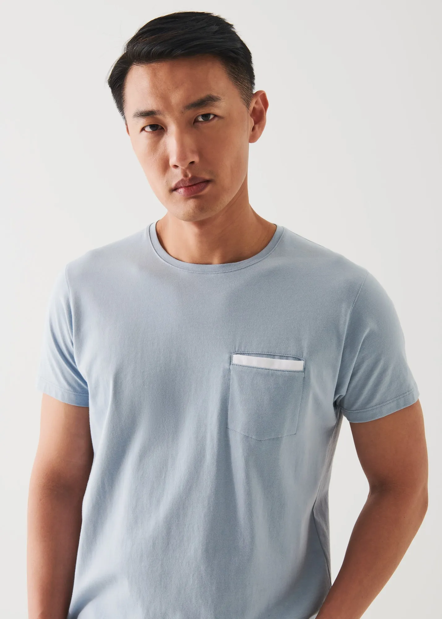 PIMA COTTON STRETCH POCKET T-SHIRT