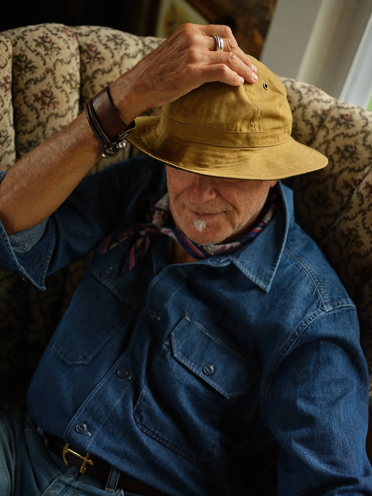 Standard Sailing Hat in Khaki Waxed Canvas